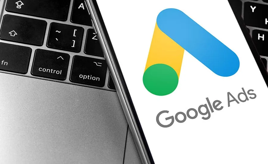 Google Ads es una herramienta básica para SEM. También es importante valerse de otros programas y aplicaciones, si queremos lograr un buen trabajo.